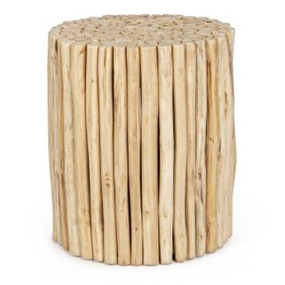 Stolik GUADALUPE to nowoczesny, drewniany mebel o minimalistycznym designie. Został on wykonany z pionowo ustawionych gałęzi drzewa tekowego, które...