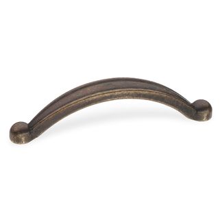 Uchwyt 2232 - mosiądz patynowany / rozstaw 96 mm   Wymiary: - długość: 108 mm - rozstaw otworów: 96 mm   Materiał: metal   Kolor pokrycia: mosiądz...