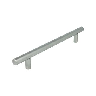 Reling RE10 - chrom satynowy / rozstaw 160 mm   Wymiary: - długość całkowita: 220 mm - rozstaw otworów: 160 mm   Materiał: metal (ZnAl)   Kolor...
