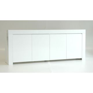 Biała komoda AMALFI to mebel pasujący zarówno do minimalistycznych aranżacji jak i do tych, w których dominuje styl glamour. Swoje zastosowanie znajdzie...