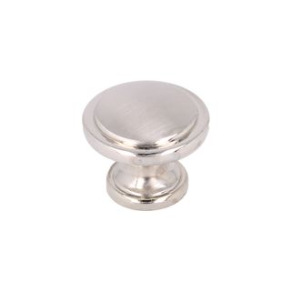 Gałka 2786 - efekt stali nierdzewnej / fi 30 mm   Wymiary: - szerokość gałki: fi 30 mm   Materiał: metal    Kolor pokrycia: efekt stali nierdzewnej  ...
