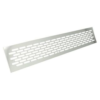 Kratka wentylacyjna 80 x 48 mm - chrom   Wymiary: - długość: 1,65 cm - wysokość: 8,2 cm  - szerokość: 48 cm   Materiał: aluminium   Kolor: chrom