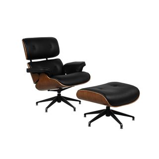 Skórzany fotel obrotowy z podnóżkiem LOUNGE CHAIR & OTTOMAN. Projekt inspirowany klasyką designu z 1956 r. wg projektu małżeństwa Eams. Mebel składa...