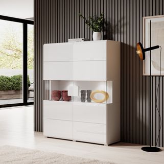 Kolekcja TOLEDO to propozycja wyposażenia wnętrza pokoju dziennego, wyróżniająca się niezwykle modernistycznym designem. Fronty wykonane z płyty MDF...