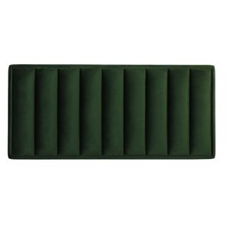 Wymiary: - szerokość: 181 cm - głębokość: 8 cm - wysokość: 72 cm Materiał: tkanina Panel do materaca o wymiarach 180x200 cm. Panel przedstawiony na...