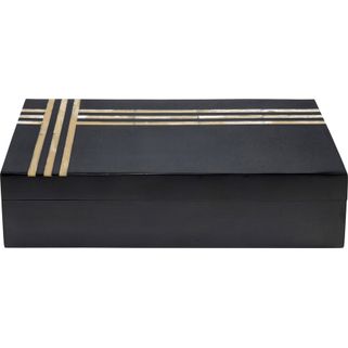 Wymiary: - szerokość: 30 cm - głębokość: 15 cm - wysokość: 8 cm   Waga: 1,48 kg   Materiał: - MDF lakierowany - polirezyna   Kolor: czarny/złoty  ...