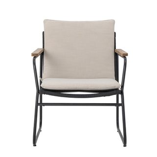 Fotel wypoczynkowy Hampton marki Bloomingville ma prosty i piękny design. Połączenie drewna akacjowego, czarnego metalu, plecionego sznurka i lekkich...