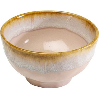 Miseczka NALA 650 ml - różowy   Wymiary: - szerokość: 14,6 cm - głębokość: 14,6 cm - wysokość: 8 cm   Pojemność: 650 ml   Waga: 0,35 kg  ...