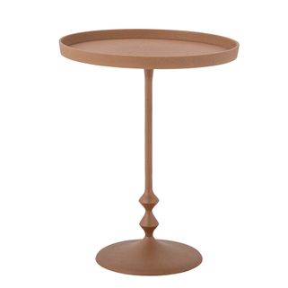 Stolik boczny Anjou marki Bloomingville ma lekki i elegancki design w delikatnym, ciepłym pomarańczowym kolorze. Stolik tworzy piękny kontrast z bardziej...