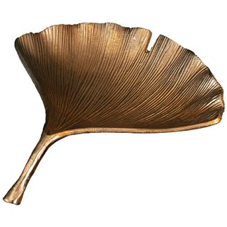 Misa dekoracyjna GINKGO 33 - złoty    Wymiary: - szerokość: 33 cm - głębokość: 6 cm - wysokość: 30 cm      Materiał: stop metalu i aluminium  ...
