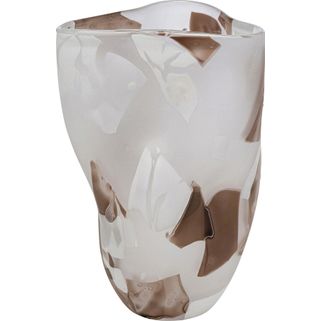 Wazon szklany GALICIA 29 - brązowy    Wymiary: - szerokość: 18,5 cm - głębokość: 17 cm - wysokość: 28,5 cm   Waga: 2,1 kg   Materiał: szkło...