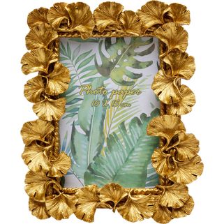 Ramka na zdjęcia GINKGO LEAF 10x15 - złoty Wymiary: - szerokość: 17 cm - głębokość: 3 cm - wysokość: 20 cm - zdjęcie: 10 x 15 cm...