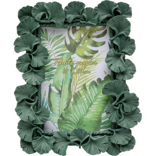 Ramka na zdjęcia GINKGO LEAF 10x15 - zielony Wymiary: - szerokość: 17 cm - głębokość: 3 cm - wysokość: 20 cm - zdjęcie: 10 x 15 cm...