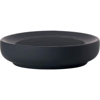 Wymiary: - średnica: 12 cm - wysokość: 3 cm Materiał:  - tworzywo sztuczne - porcelana Kolor: czarny