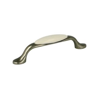 Uchwyt UP19 - nikiel patynowany, porcelana mleczna / rozstaw 96 mm   Wymiary: - długość całkowita: 128 mm - rozstaw otworów: 96 mm   Materiał: - metal -...