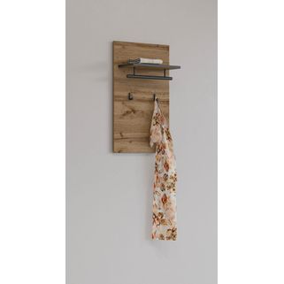 Nowoczesna kolekcja mebli CROSS wyróżnia się eleganckimi formami i wyrafinowanym wykończeniem, dzięki czemu idealnie pasuje do wnętrz współczesnych lub...