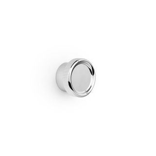 Gałka BOTO 0710 - nikiel połysk / fi 45 mm Aluminiowe uchwyty i gałki Boto o średnicy 45 mm wyróżniają się cylindryczną formą z delikatnie żebrowaną...