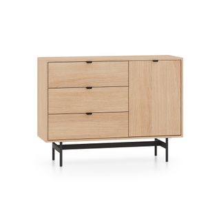 Wymiary:  - szerokość: 115 cm - głębokość: 40 cm - wysokość: 85 cm   Materiał:  - korpus / front: płyta laminowana - obrzeże: ABS - podstawa /...