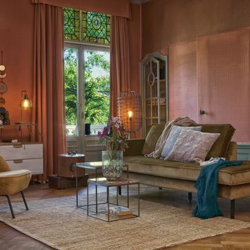 Klimatyczny salon w królewskim wydaniu