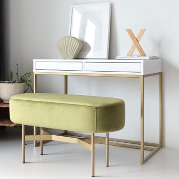 Minimalistyczna toaletka w stylu glamour