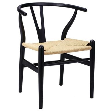 Krzesło WISHBONE - czarny / naturalny   Wymiary: - szerokość: 56 cm - głębokość: 55 cm- wysokość: 72 cm- szerokość siedziska: 45 cm - głębokość...