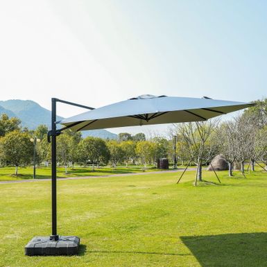 Parasol ogrodowy 300x300 - szary Klasyczny parasol ogrodowy dla ochrony przed nadmiernym nasłonecznieniem. Parasol można dopasować do potrzeba użytkownika...