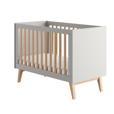 Łóżeczko pod materac SWING 120 x 60 cm, posiada 3 poziomy wysokości materaca oraz dwa wyciągane szczebelki. Ciekawym i funkcjonalnym rozwiązaniem jest...