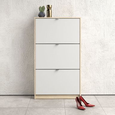 Nowoczesna szafka na buty ROMA 3D duńskiej marki Tvilum łączy w sobie interesujący nowoczesny design, wysoką jakość wykonania oraz funkcjonalność....