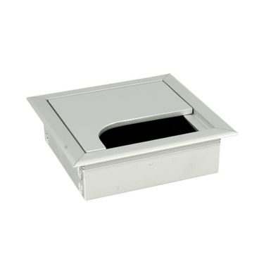 Mały przepust aluminiowy Siso RUMBA - anoda / 80x80 mm    Przepust kablowy wykonany z aluminium, z pokrywką i szczotką maskującą.   Wymiary: - wymiar...