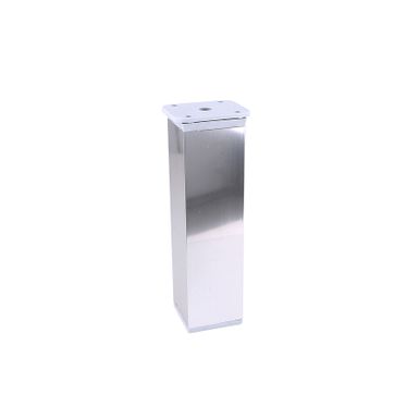Nóżka kwadratowa z regulacją 4 cm / wys. 15 cm - chrom   Kwadratowa nóżka w kolorze chromu będzie efektownym elementem każdego mebla. Może być...