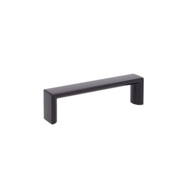 Uchwyt 2389 - czarny półmat / rozstaw 96 mm   Wymiary: - długość: 104 mm - rozstaw otworów: 96 mm   Materiał: metal   Kolor pokrycia: czarny półmat...