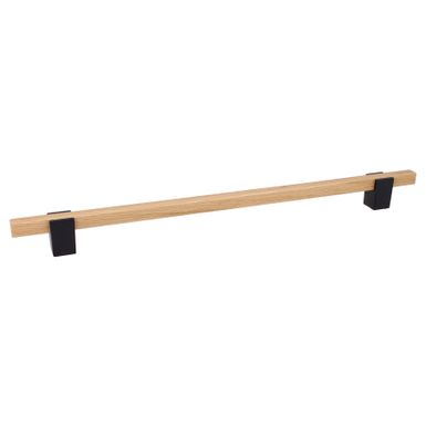 Uchwyt 2434 - połączenie drewna z metalem w kolorze czarnego matu / rozstaw 320 mm   Wymiary: - długość całkowita: 382 mm - rozstaw otworów: 320 mm  ...