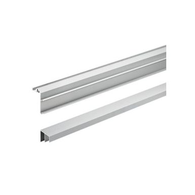 Zestaw profili TOPLINE L / dł. 230 cm    Zestaw składa się z 1 profilu jezdnego i 1 profilu prowadzącego. Wykonane zostały one z aluminium.   Uwaga!...