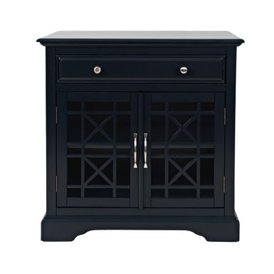 Elegancka komoda Avola Navy to propozycja do wnętrz utrzymanych w klasycznych i nowoczesnych stylach. Nieco kanciasty kształt złagodzony został kruchością...
