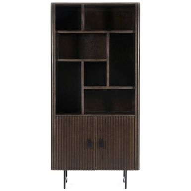 Minimalistyczny design, podkreślony prostymi, geometrycznymi liniami oraz ciepłą, brązową kolorystyką, sprawia, że drewniany regał Remi doskonale...