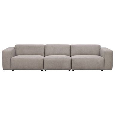 Czteroosobowa sofa Willard to minimalistyczna, nowoczesna i przestronna sofa wypoczynkowa - tutaj w ponadczasowej jakości tkaninie Brenda beż (#34)....