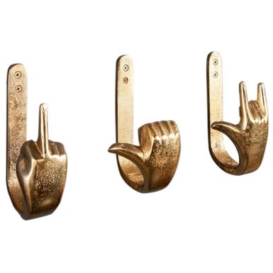 Wymiary: - szerokość: 6 / 9 / 10 cm - głębokość: 11 cm - wysokość: 17 cm   Materiał: stop metalu i aluminium   Kolor: złoty