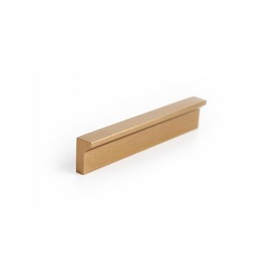Uchwyt ANGLE 0077 - mosiądz ciemny szczotkowany / rozstaw 64  mm   Wymiary: - długość: 100 mm - rozstaw otworów: 64 mm   Materiał: aluminium   Kolor...