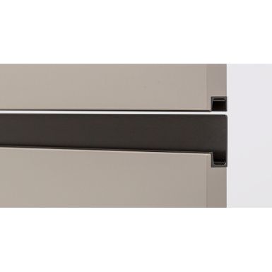 Uchwyt listwowy wbijany JEY 0127 - czarny mat / 397 mm   Wymiary: - długość: 397 mm    Materiał: aluminium   Kolor pokrycia: czarny mat   Dodatkowe...