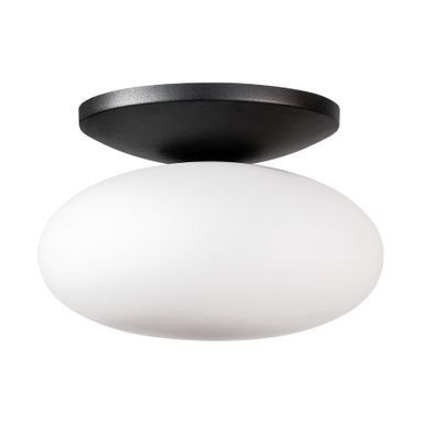 Lampa sufitowa OMI 1184 - czarny     Wymiary: - szerokość: 40 cm - głębokość: 40 cm - wysokość: 26 cm   Materiał: - metal - szkło   Kolor: czarny...