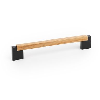 Uchwyt DUO MINI - dąb / rozstaw 160 mm Przez wiele lat tradycyjne tokarnie były jedną z najważniejszych gałęzi przemysłu w regionie Ges Valley...