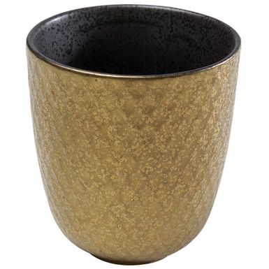Kubek bez uchwytu DIVA 200 ml - złoty   Wymiary: - szerokość: 7,5 cm - głębokość: 7,5 cm - wysokość: 8,2 cm   Pojemność: 200 ml   Waga: 0,19 kg...