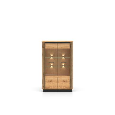 Wymiary:  - szerokość: 92 cm - głębokość: 40 cm - wysokość: 141 cm   Materiał: - front: płyta laminowana  - korpus: płyta laminowana - obrzeże...