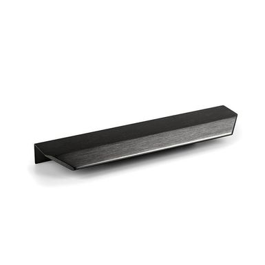 Uchwyt listwowy VANN 0375 - czarny tytan / rozstaw 128 mm Vann to aluminiowy uchwyt profilowy o prostych, nowoczesnych liniach. Jego lekko pochylony przedni...