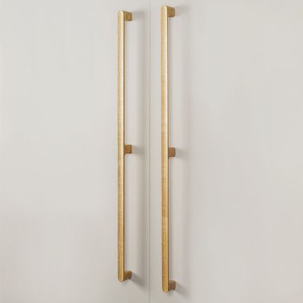 Uchwyt drewniany LUV WOOD 0664 - dąb / rozstaw 992 mm