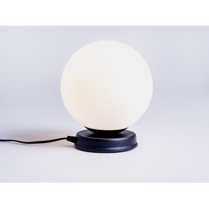 Lampa stołowa MANEN M