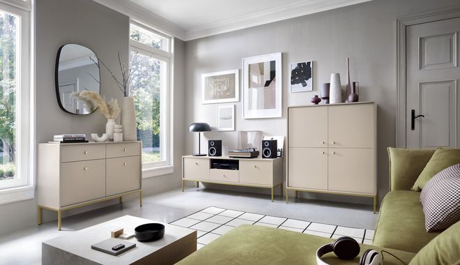 Przytulny salon w jasnych odcieniach