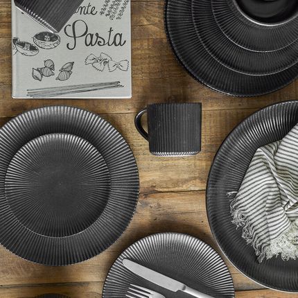neri_plate_black_stoneware_d29xh2_cm_8662441203.jpg