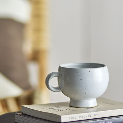 emilo_cup_white_stoneware_d9xh7_cm_5950600445.jpg