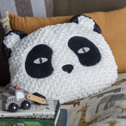 levi_cushion_white_polyester_l33xh28xw13_cm_3054164508.jpg